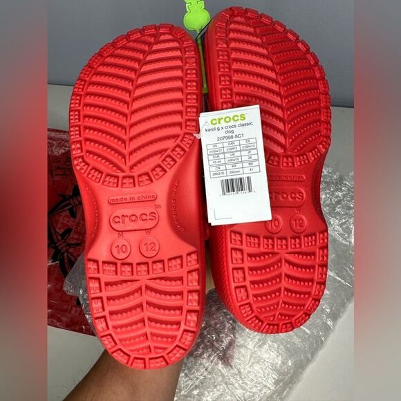 NWT Karol G x Crocs Collab Classic Clog Mens 10 / Women’s 12 Light Up - Picture 7 of 7